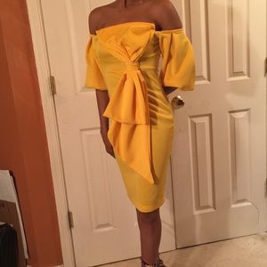 HOST PICK‼️Yellow Dress with Bow Detail NWOT